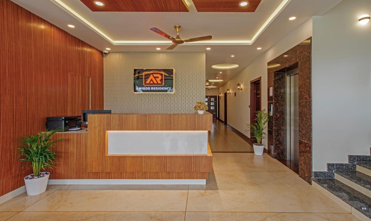 Treebo Amigos Residency Cochin Airport Hotel Kochi Buitenkant foto