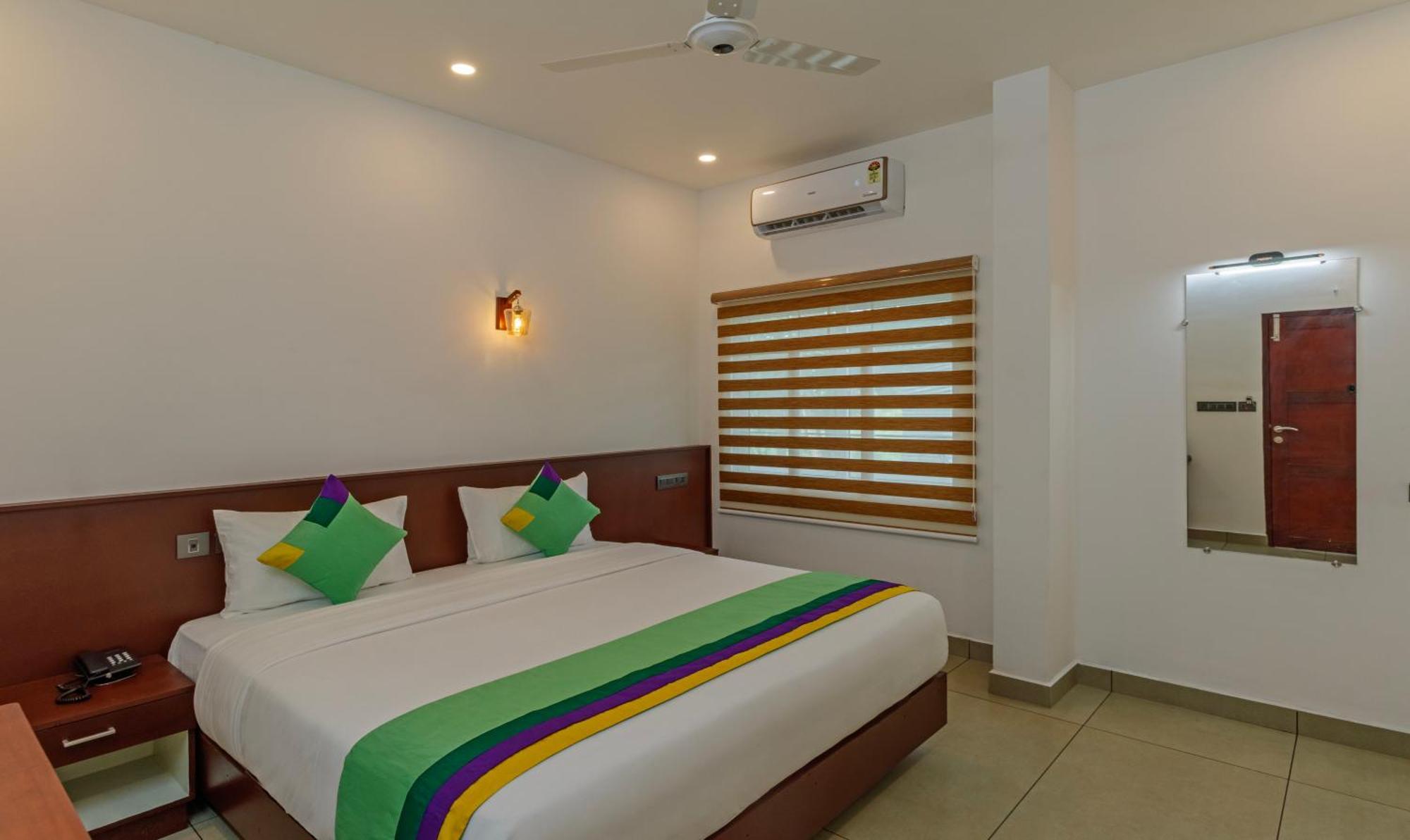 Treebo Amigos Residency Cochin Airport Hotel Kochi Buitenkant foto