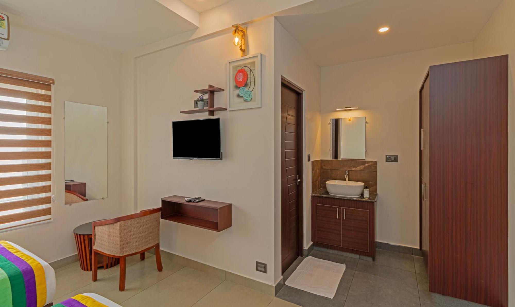 Treebo Amigos Residency Cochin Airport Hotel Kochi Buitenkant foto