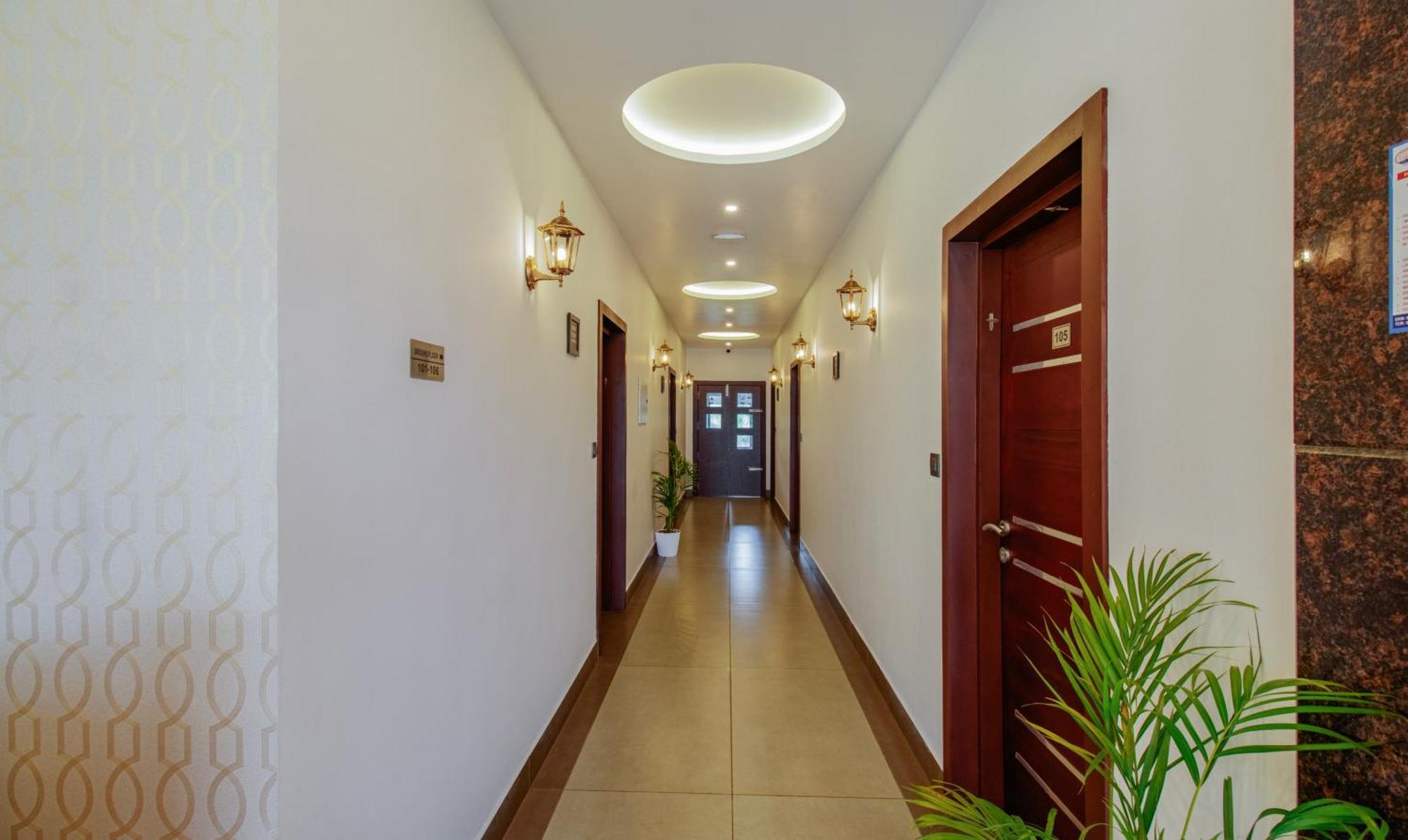 Treebo Amigos Residency Cochin Airport Hotel Kochi Buitenkant foto